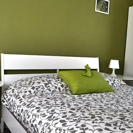 Alojamento de Acomodação e Pequeno-almoço Nonna Francesca 3*